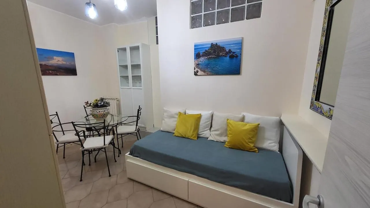 Marifra Flats Daire Taormina 0*,