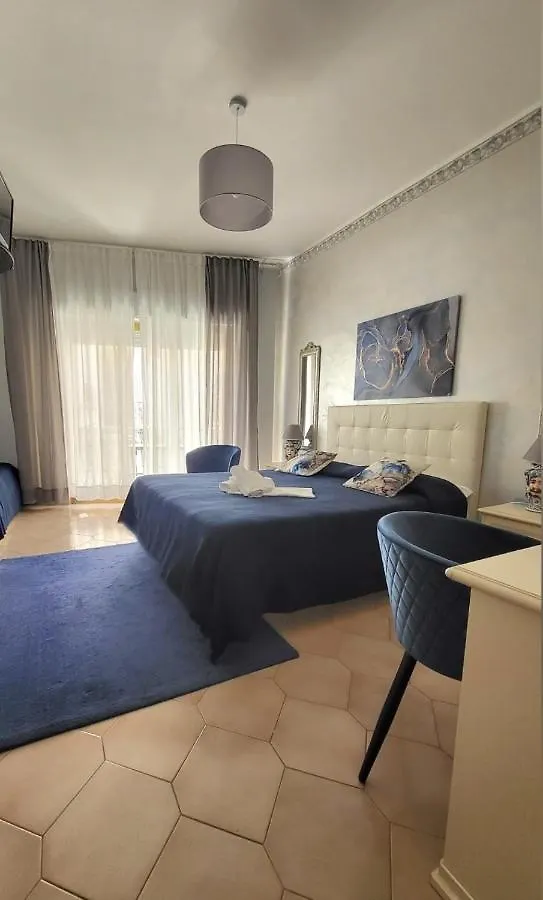 Marifra Flats 0*, Taormina