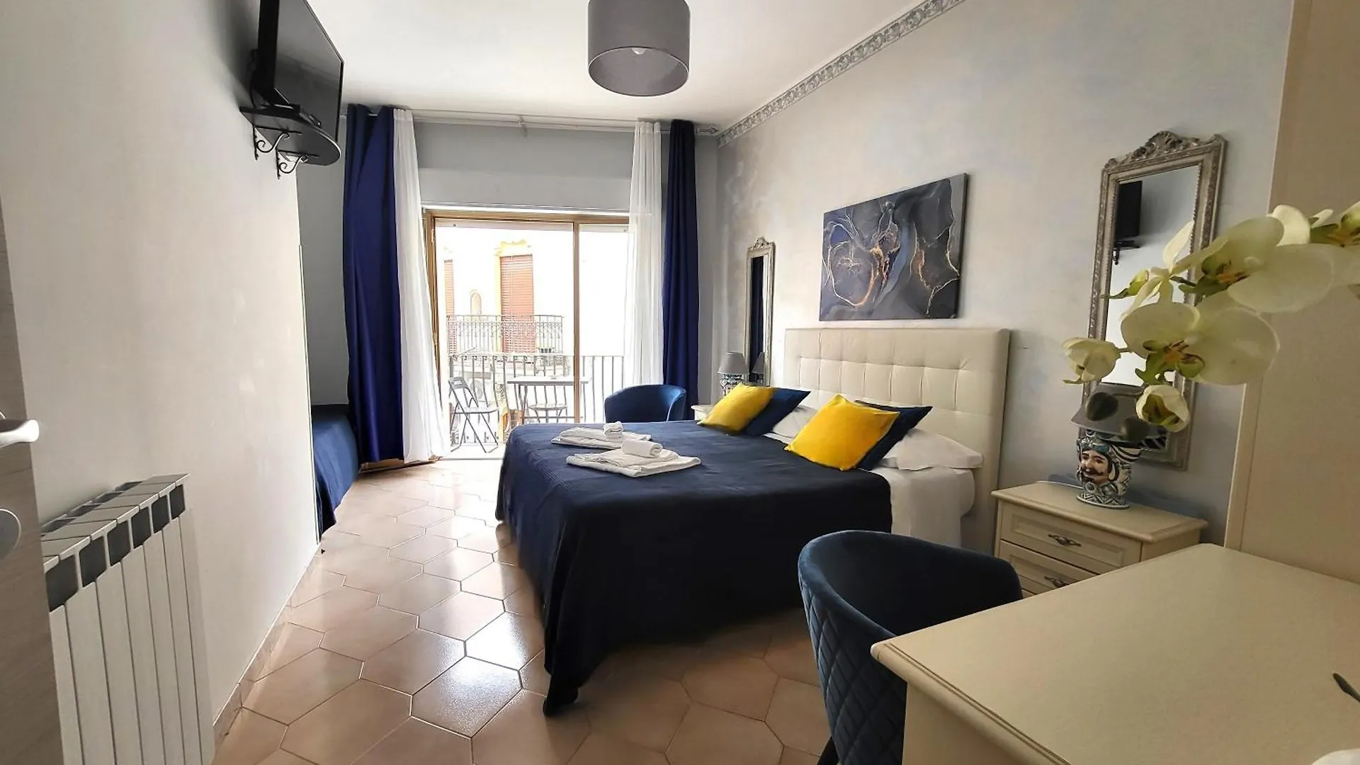 Marifra Flats 0*, Taormina Italy
